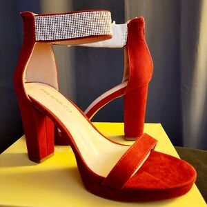 Show Republic LA Women's Rhinestone Platform Block Heel Sandals - Wine🍷 Size 9